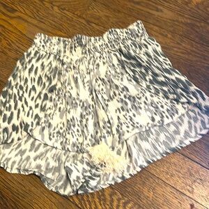 Surf Gypsy set- shorts and top ,grey and white animal print